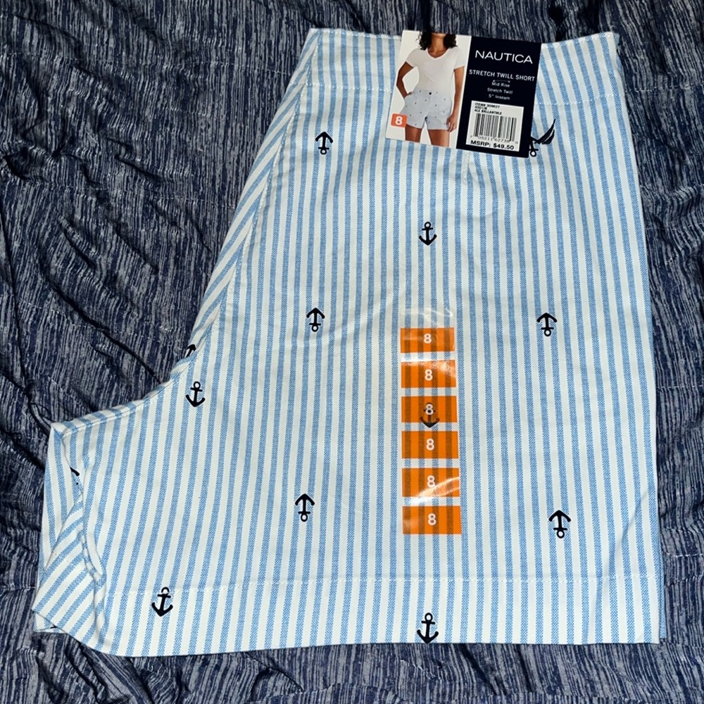 Nautica size 8, stretch 12 short blue and white striped with anchors away - Picture 4 of 10